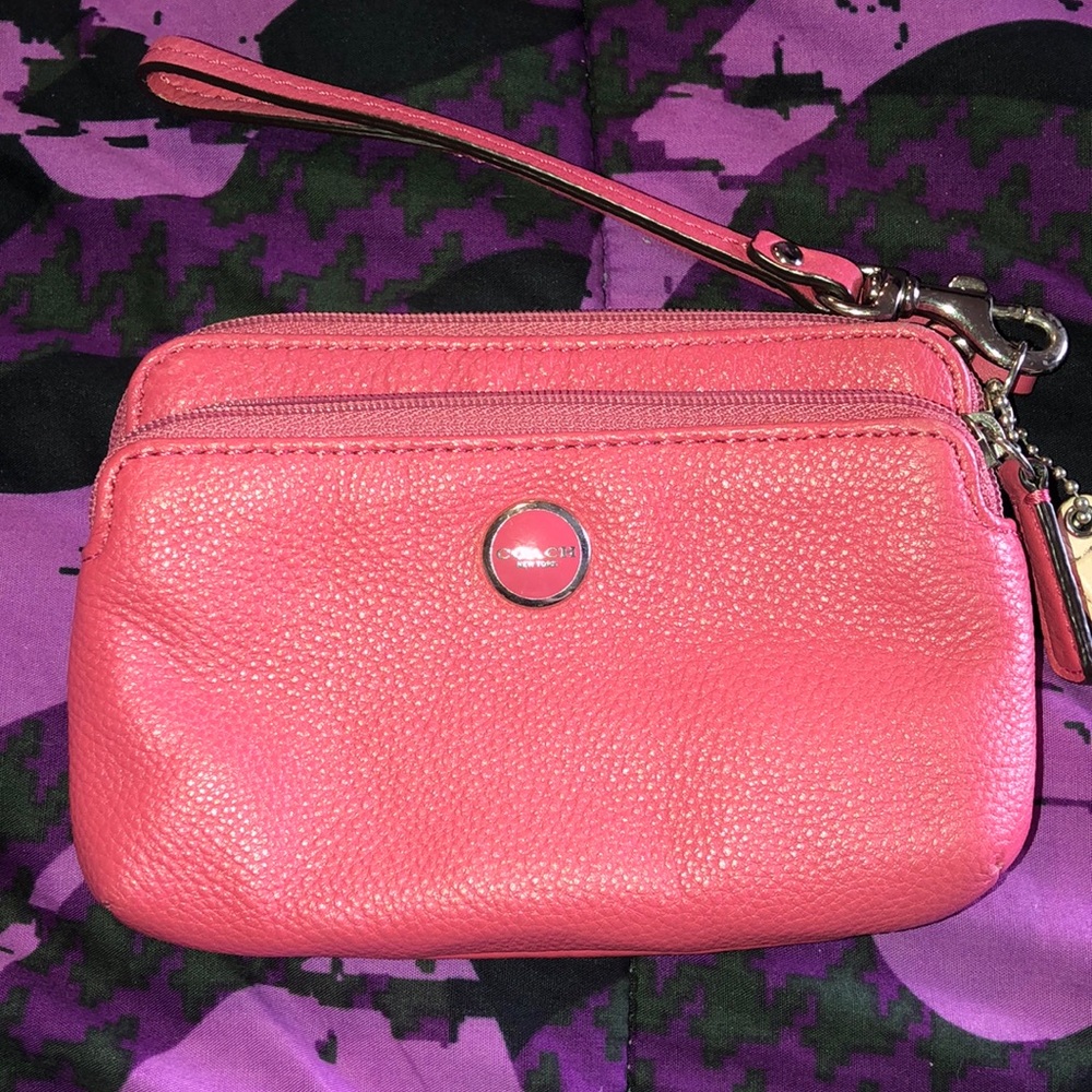 Coach pink wristlet EUC